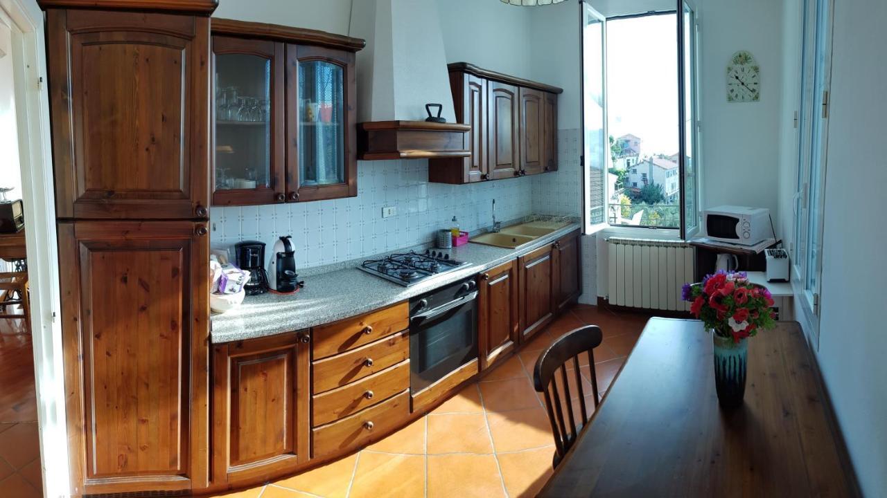 Casa Dalia Pietrabruna Exterior foto